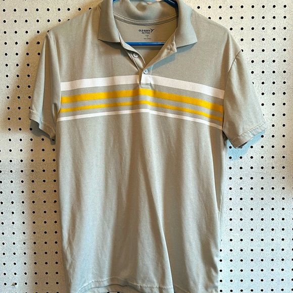 Old navy polo - Picture 1 of 3